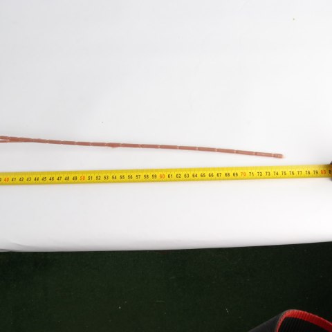SZTUCZNA GAŁĄZKA ZIELONYCH LIŚCI do wazonu 76 cm kolor zielono-biały